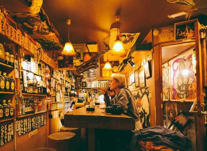 Retorno — ou uma cerveja no Golden Gai