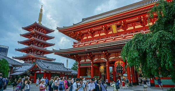 Templo Sensō-ji ao amanhecer