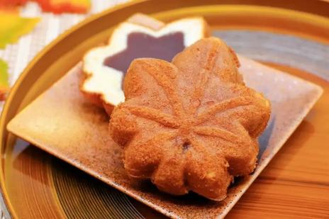 A ilha e o momiji manju